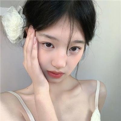沉默的姑娘